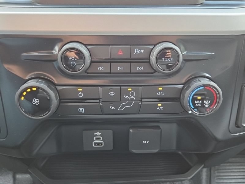 New 2026 Ford F250 XLT w/ FX4 Off-Road Package AWD/4WD image 40