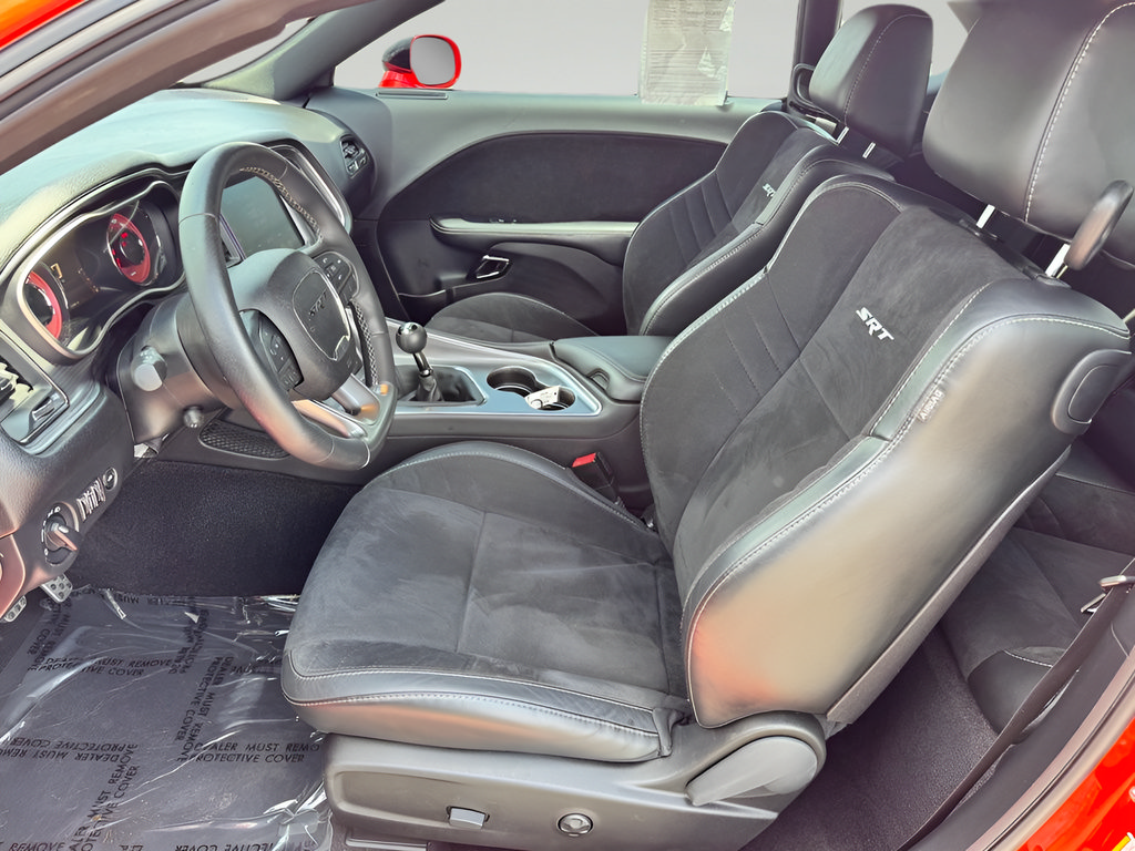 Used 2016 Dodge Challenger SRT Hellcat RWD image 13