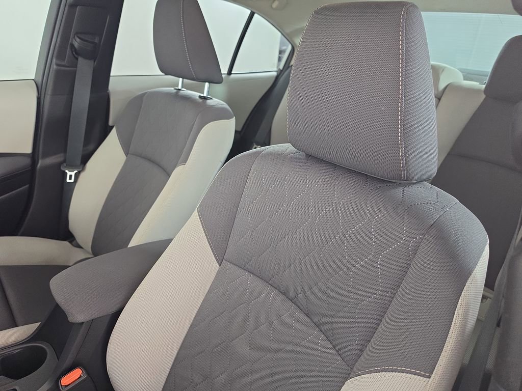 Used 2023 Toyota Corolla LE w/ LE Convenience Package FWD image 9