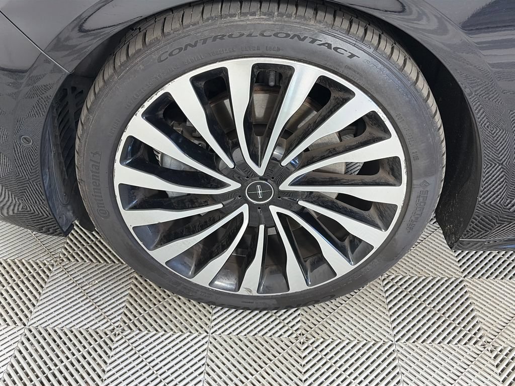 Used 2017 Lincoln Continental Black Label w/ Rear-seat Package AWD/4WD image 8