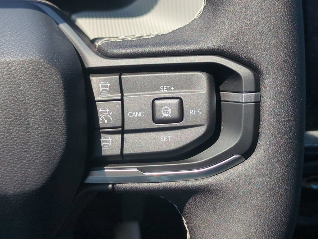 New 2026 Jeep Cherokee Laredo AWD/4WD image 27