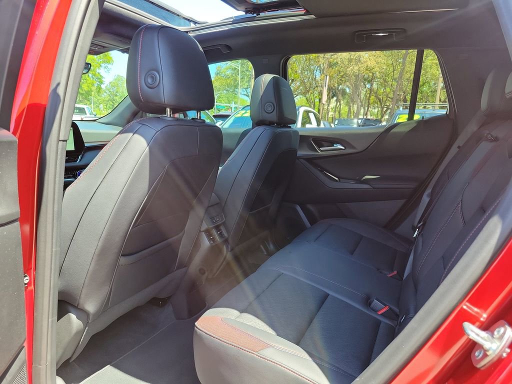 Used 2025 Chevrolet Equinox RS w/ Safety and Technology Package image 14