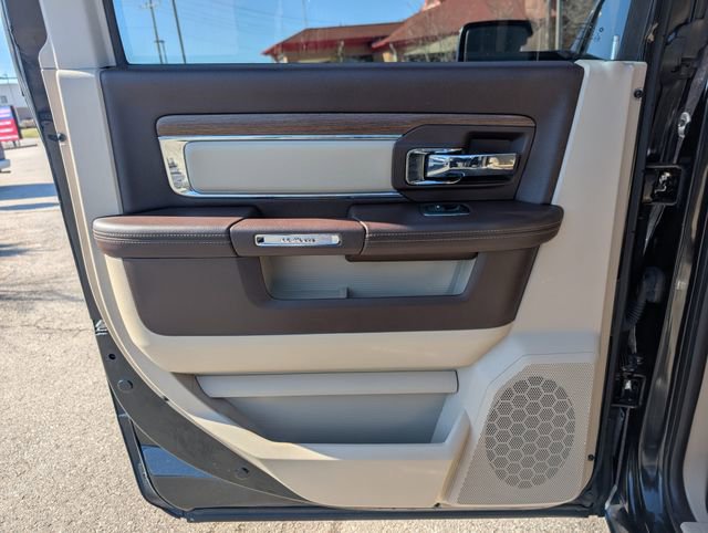 Used 2016 RAM 1500 Laramie w/ Convenience Group image 19