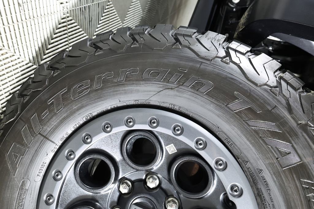 Used 2025 Ford F150 Raptor AWD/4WD image 58