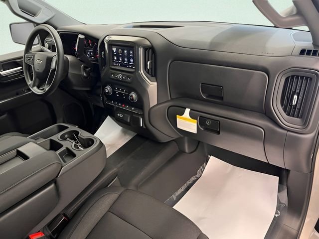 Used 2026 Chevrolet Silverado 1500 Custom Trail Boss w/ Dark Appearance Package AWD/4WD image 10