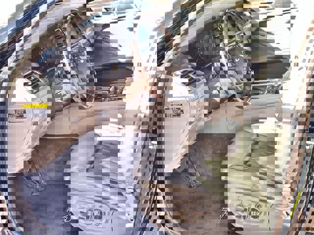 Used 2015 Hyundai Genesis 3.8 w/ Option Group 04 image 3