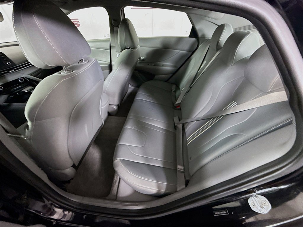 Certified 2022 Hyundai Elantra SEL image 26