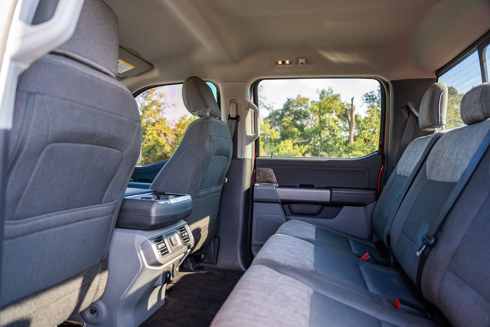 Used 2021 Ford F150 XLT w/ Equipment Group 302A High image 17