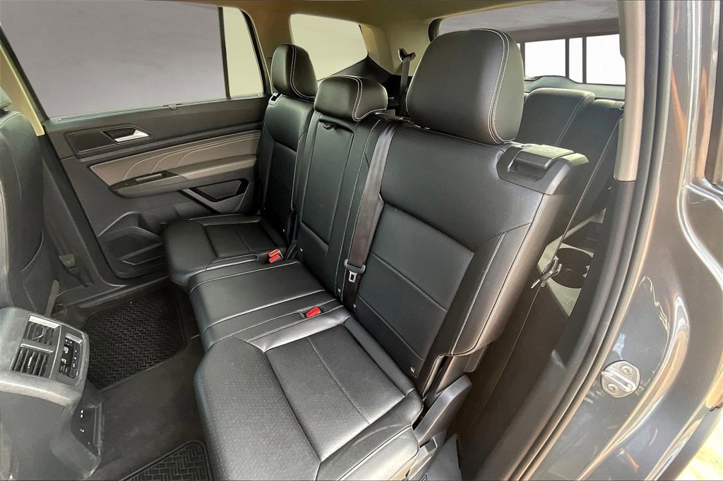 Used 2023 Volkswagen Atlas SEL R-Line image 27