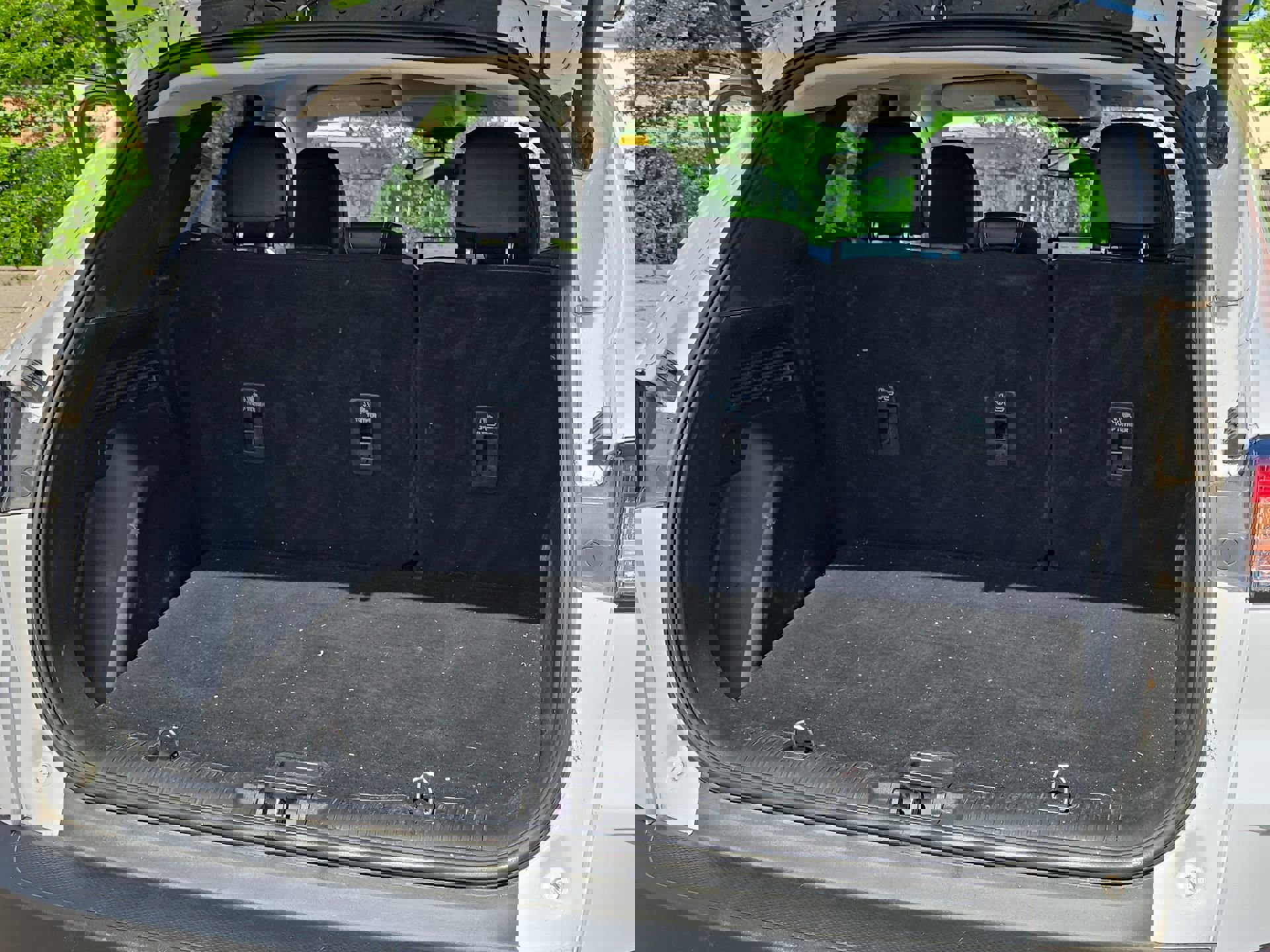 Certified 2020 Ford Escape SEL image 21