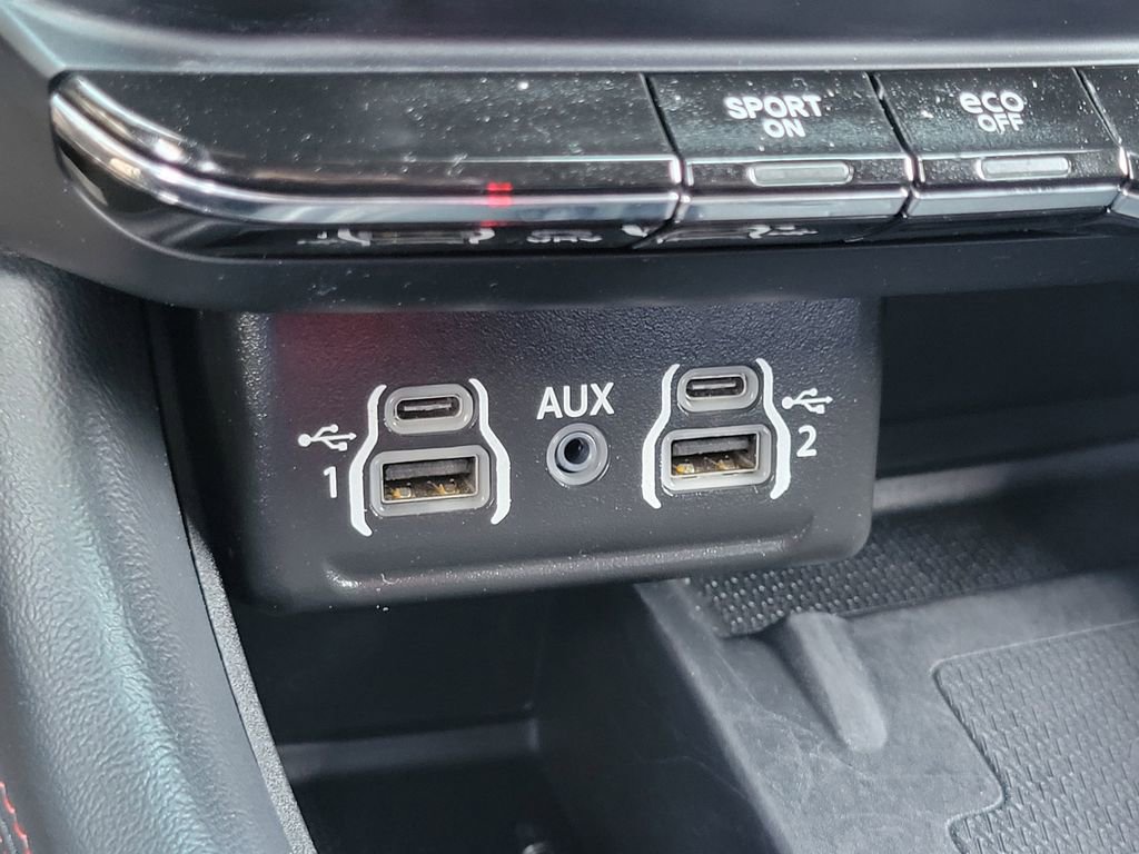 Used 2023 Dodge Durango R/T w/ Blacktop Package RWD image 14