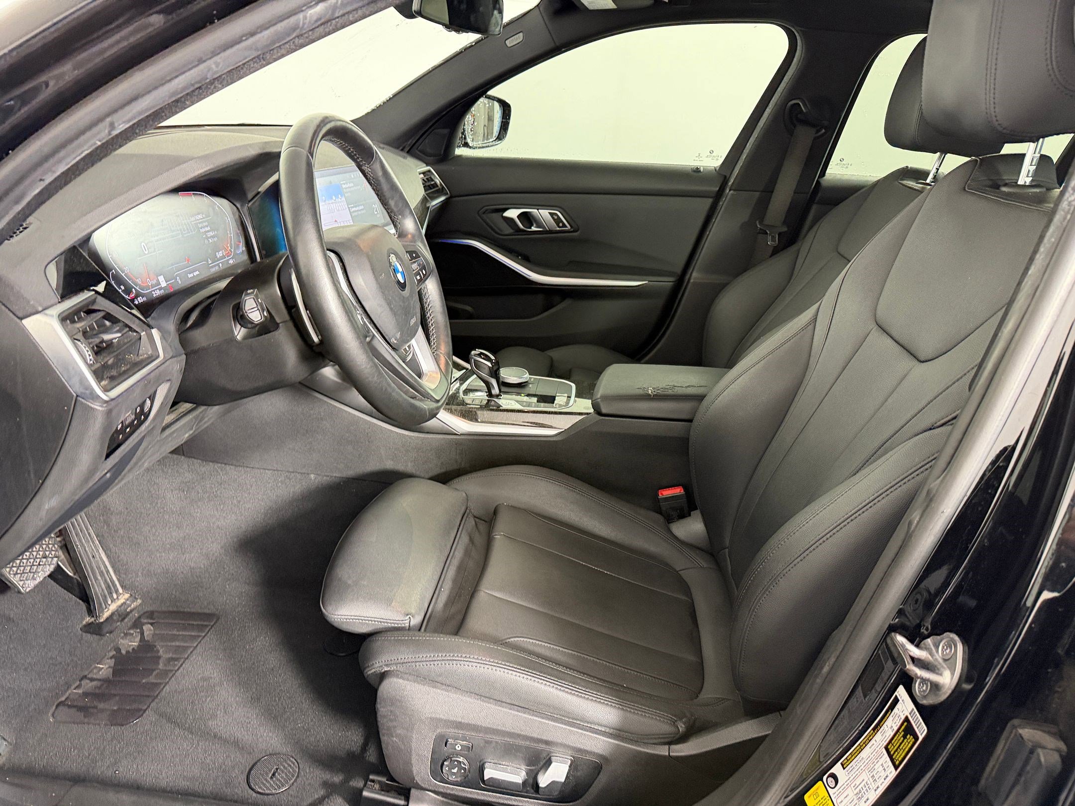 Used 2021 BMW 330i Sedan image 5