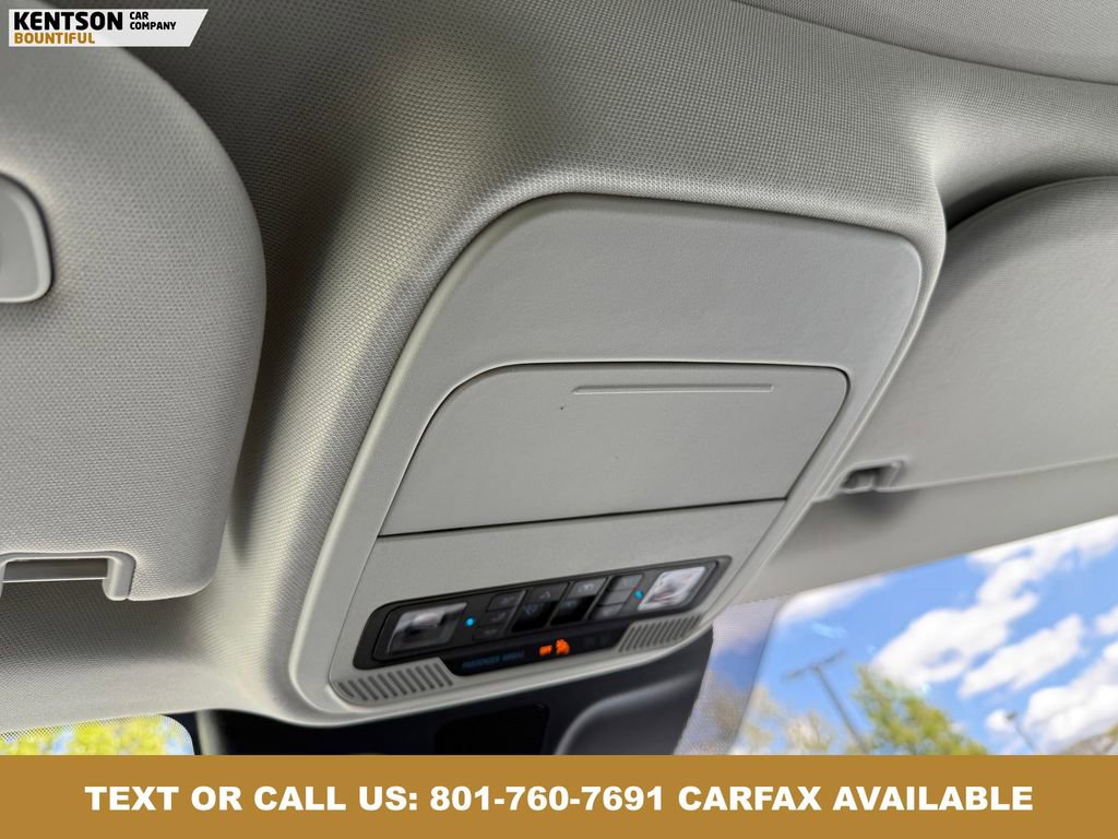 Used 2025 Ford Expedition Platinum image 31