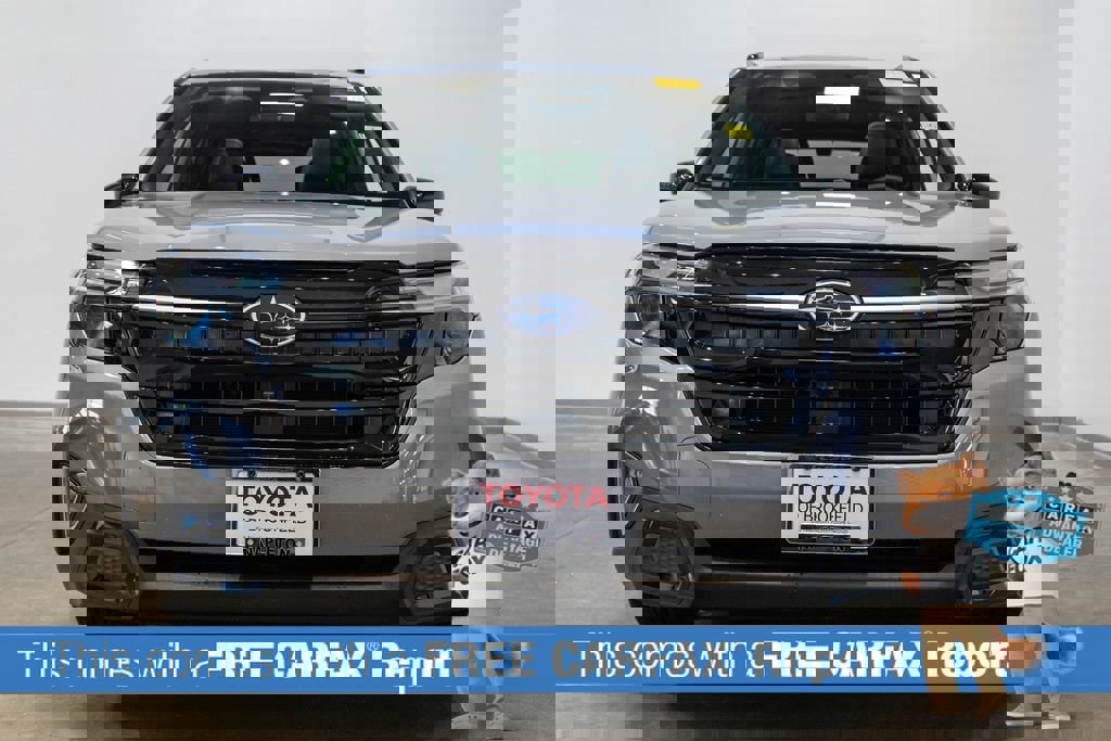 Used 2025 Subaru Forester Touring w/ Popular Package - Touring AWD/4WD image 2