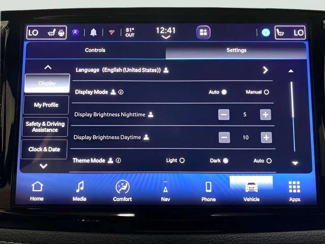Used 2026 Chrysler Pacifica Limited FWD image 54