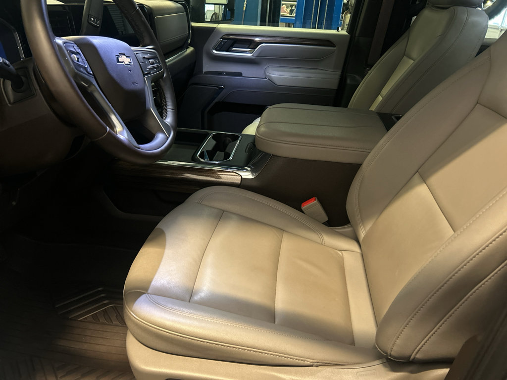 Used 2024 Chevrolet Silverado 2500 LT image 15