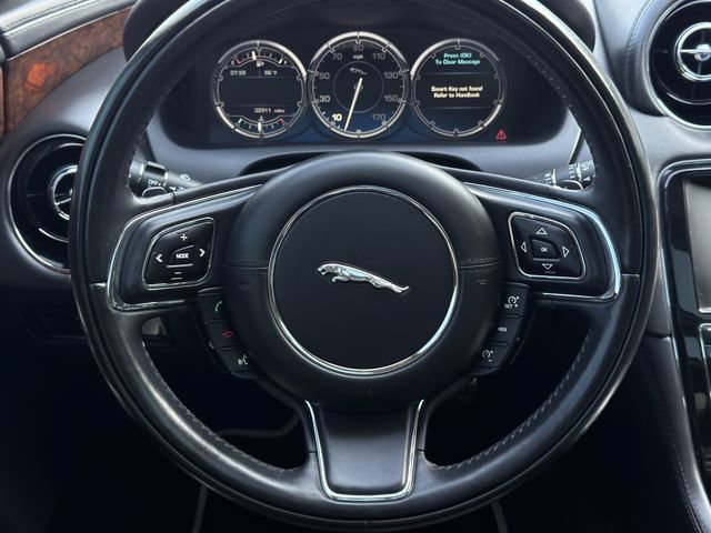 Used 2015 Jaguar XJ L Portfolio RWD image 12