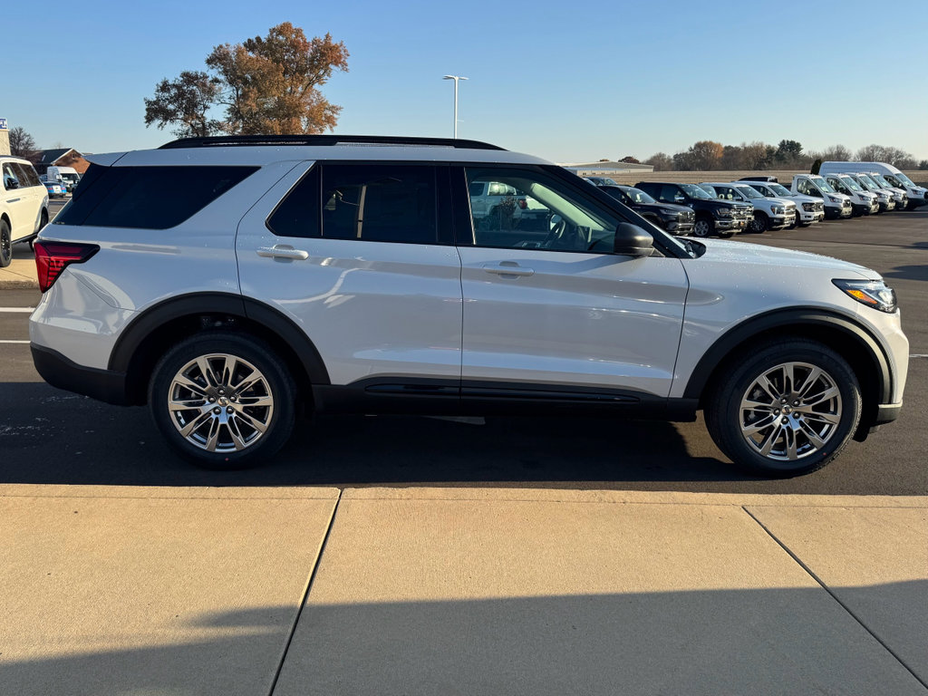 New 2026 Ford Explorer Active w/ Active Comfort Package image 10