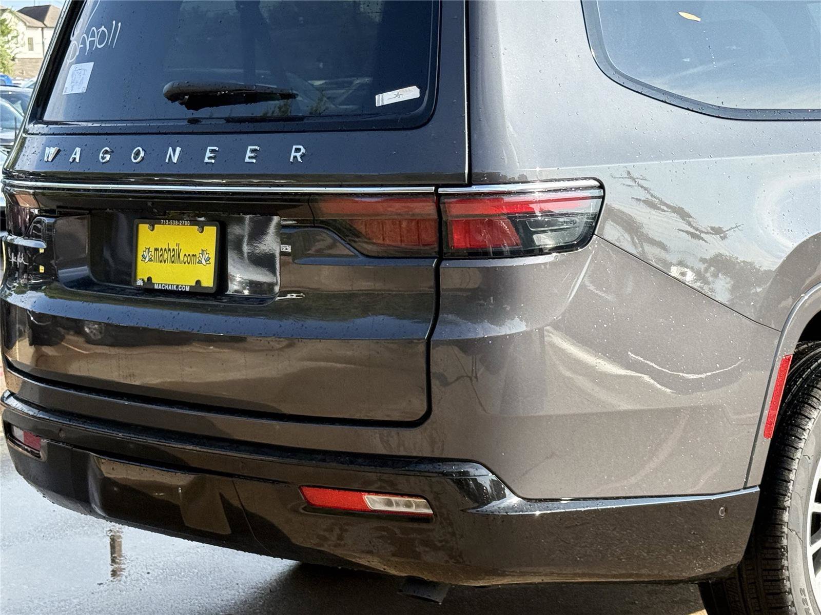 New 2025 Jeep Wagoneer L Series II AWD/4WD image 10