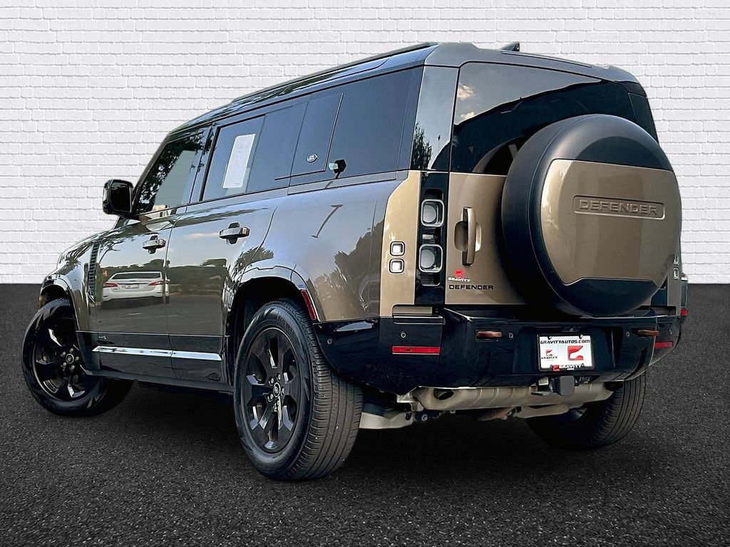 Used 2022 Land Rover Defender 110 X AWD/4WD image 4