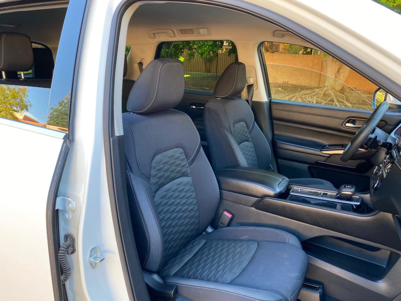 Used 2022 Nissan Pathfinder S FWD image 50