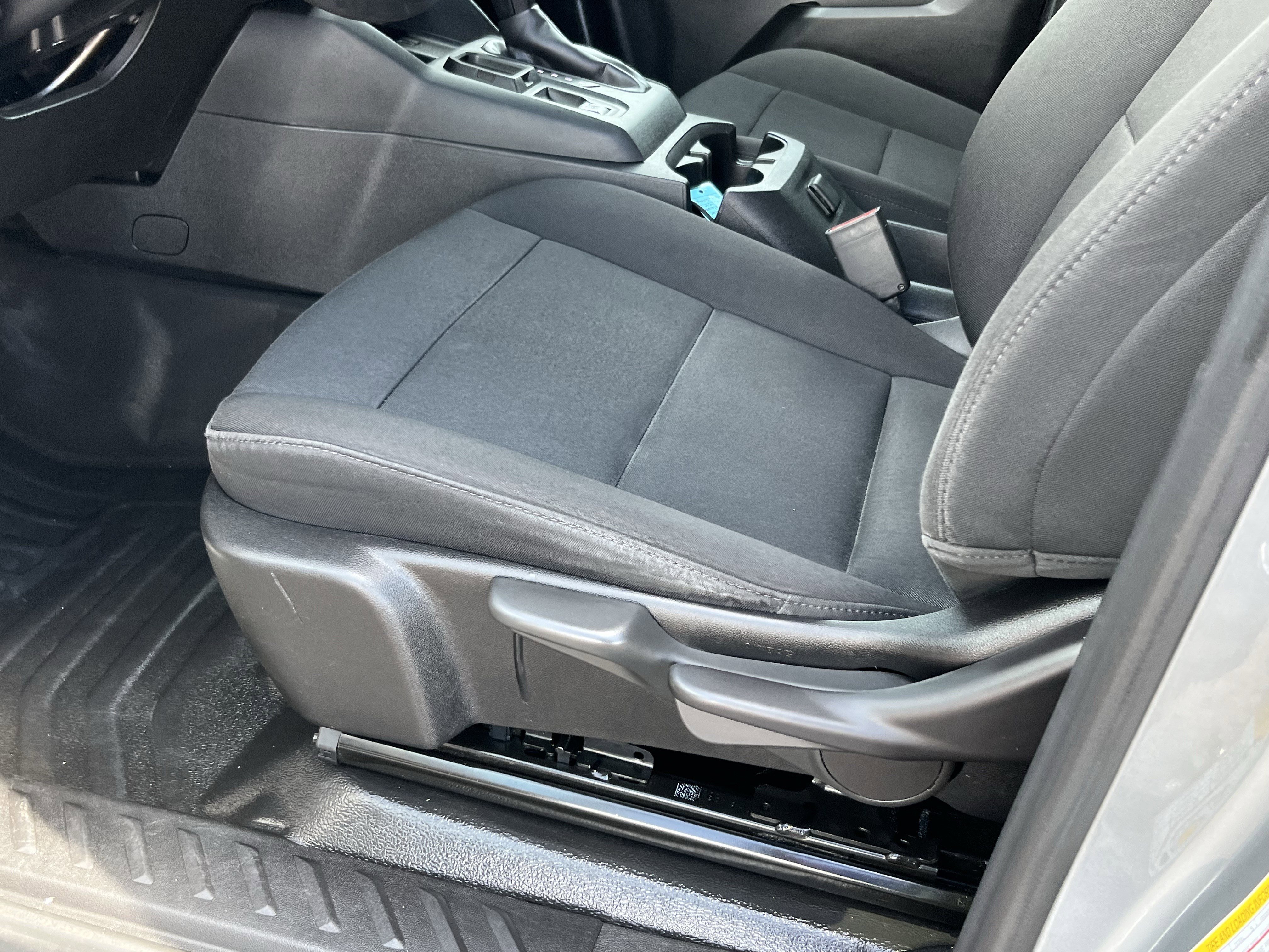 Used 2023 Chevrolet Colorado W/T image 13