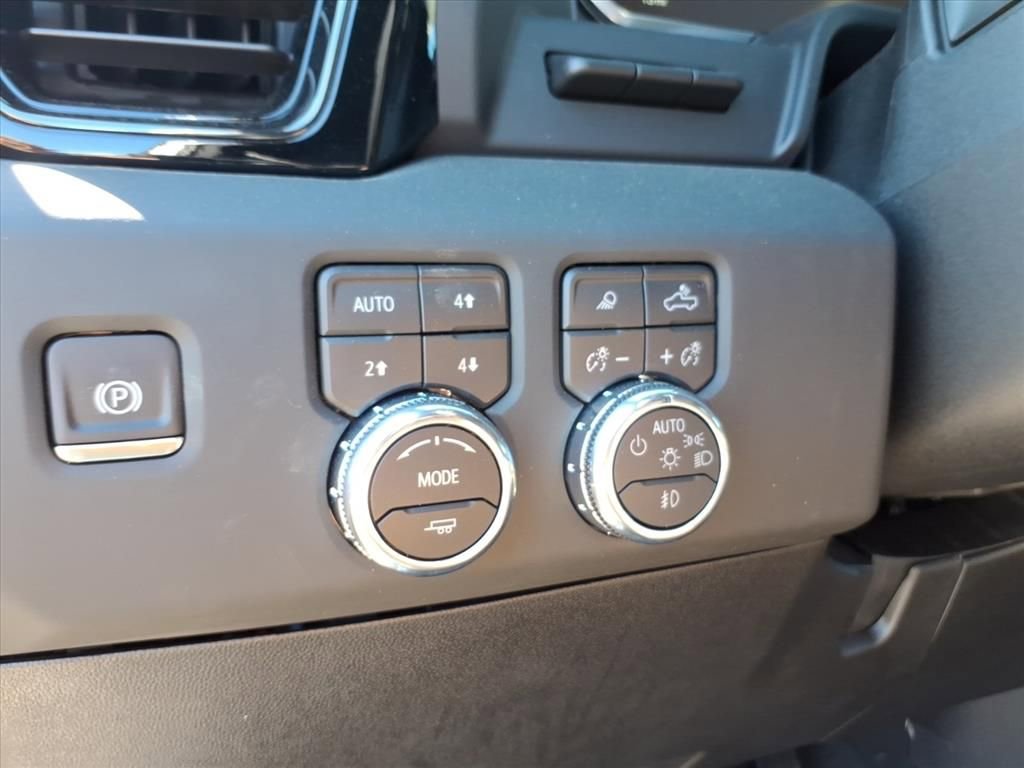 New 2026 GMC Sierra 2500 AT4 w/ AT4 Premium Plus Package image 18