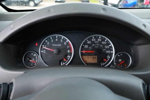 Used 2019 Nissan Frontier SL RWD image 12