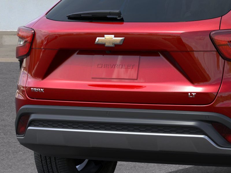 New 2026 Chevrolet Trax LT w/ Sunroof Package FWD image 14