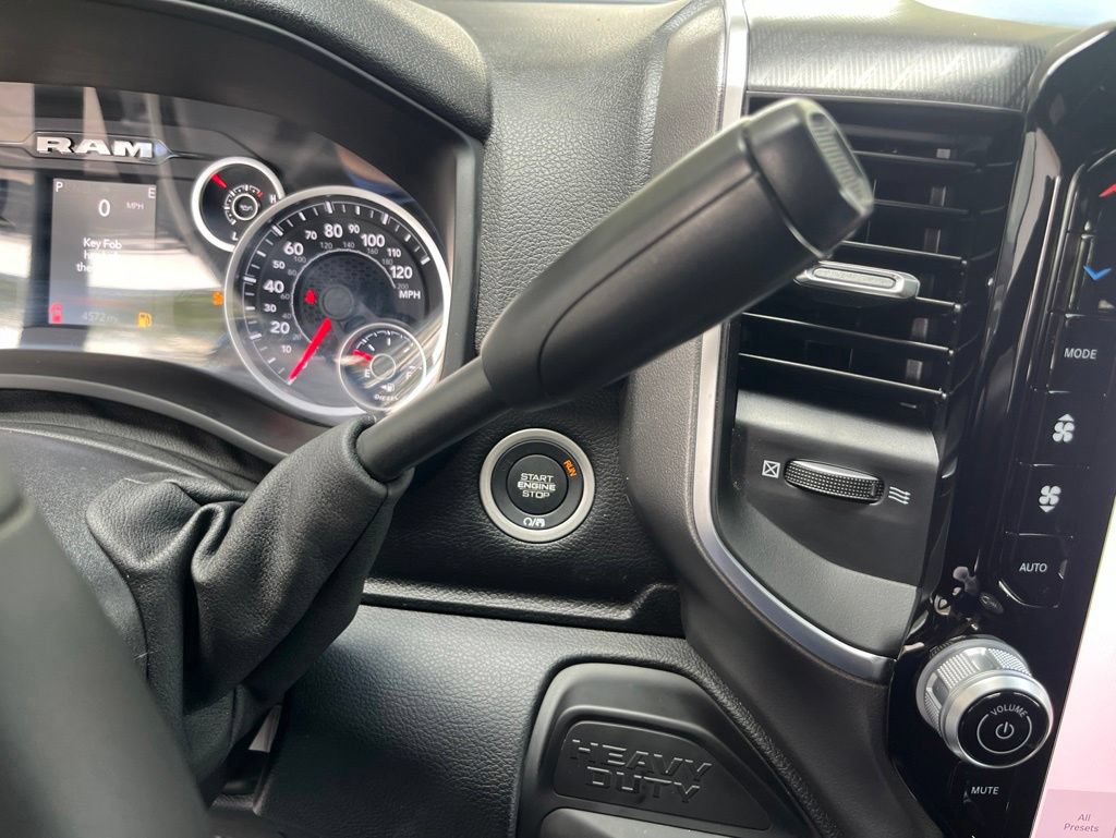 Used 2026 RAM 3500 Big Horn AWD/4WD image 9