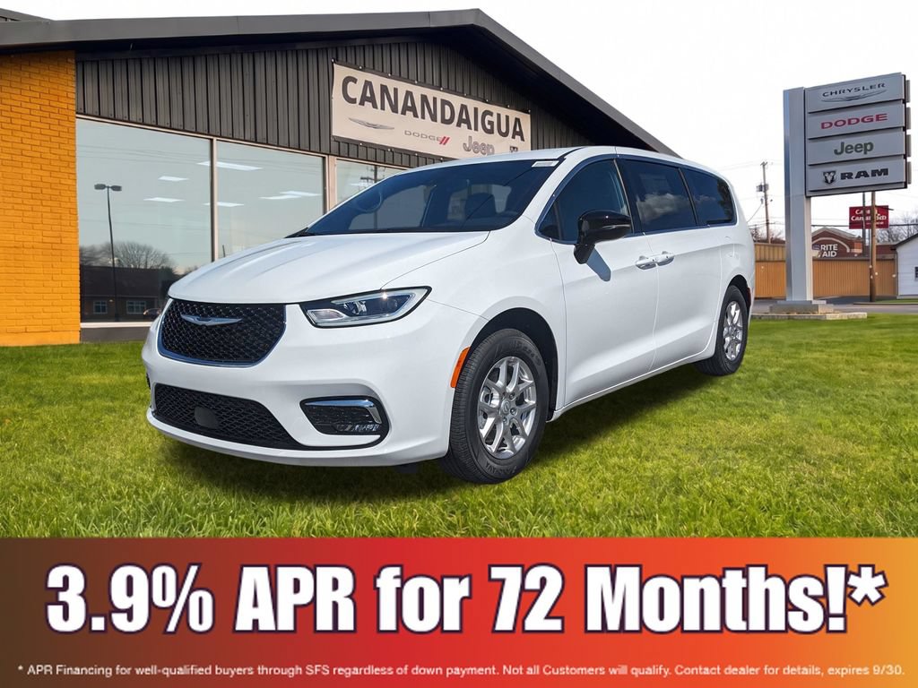 New 2026 Chrysler Pacifica Select