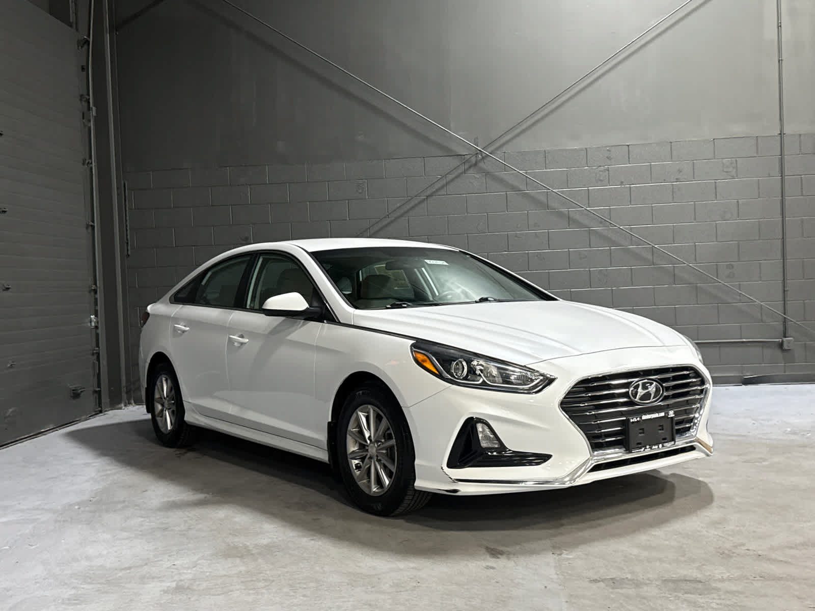 Used 2018 Hyundai Sonata SE w/ Winter Weather Package