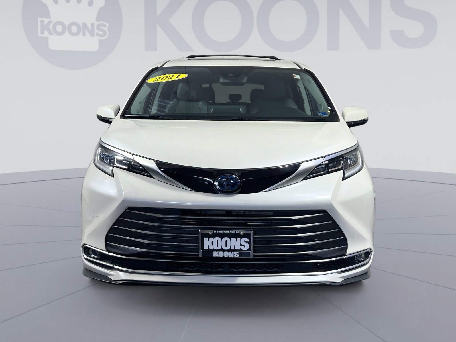 Used 2021 Toyota Sienna Limited FWD image 4