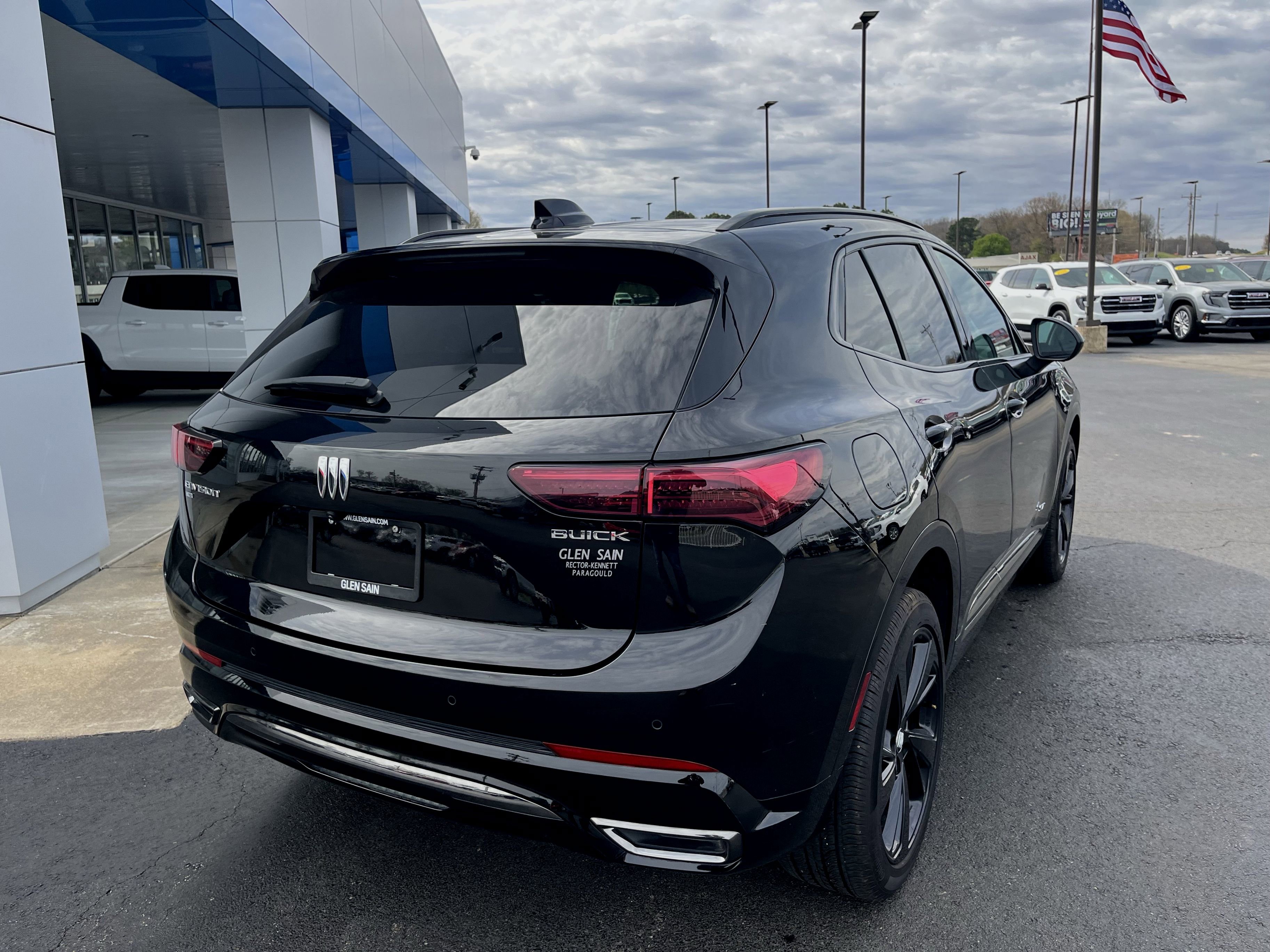 Used 2025 Buick Envision Sport Touring AWD/4WD image 8