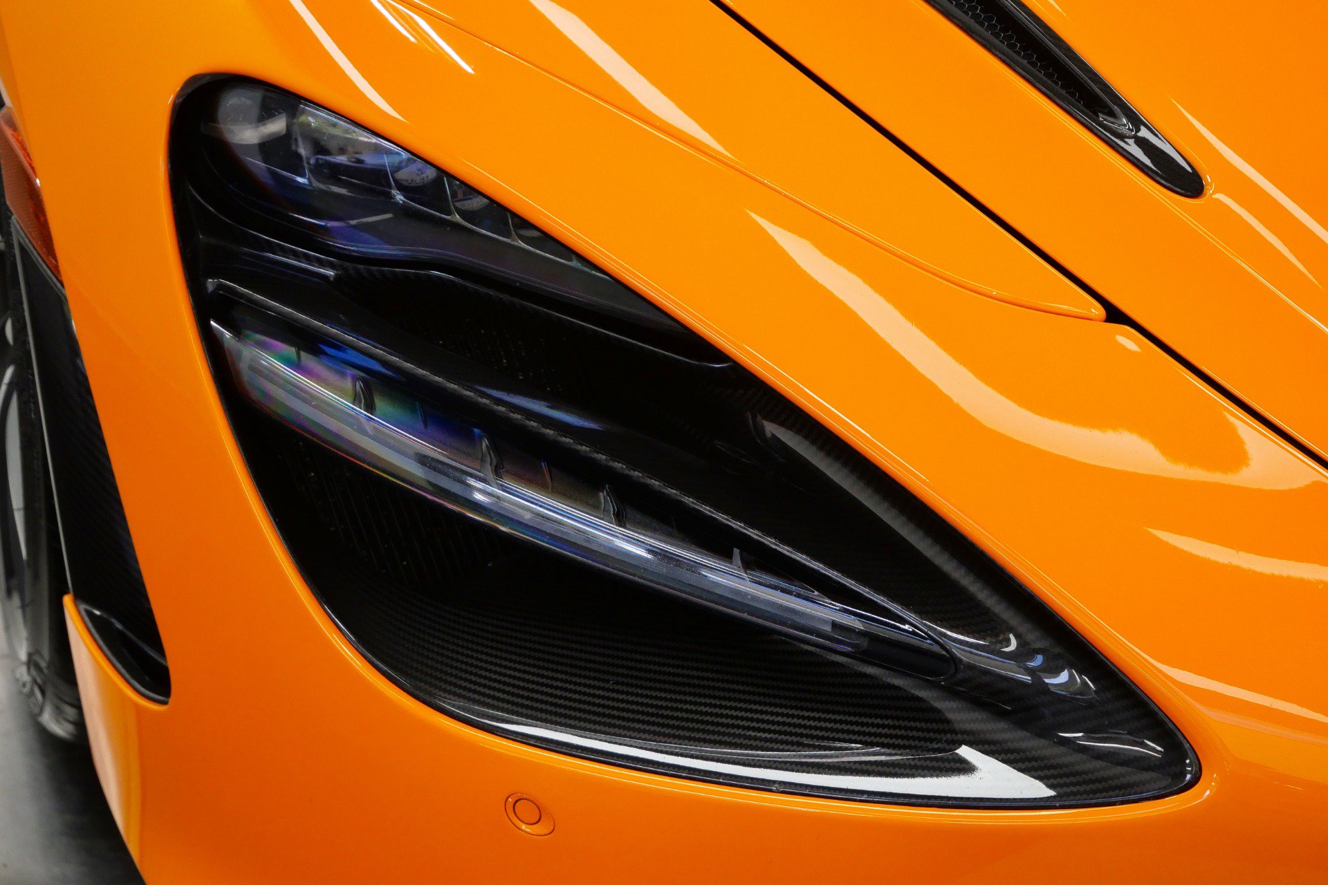 Used 2022 McLaren 720S RWD image 42