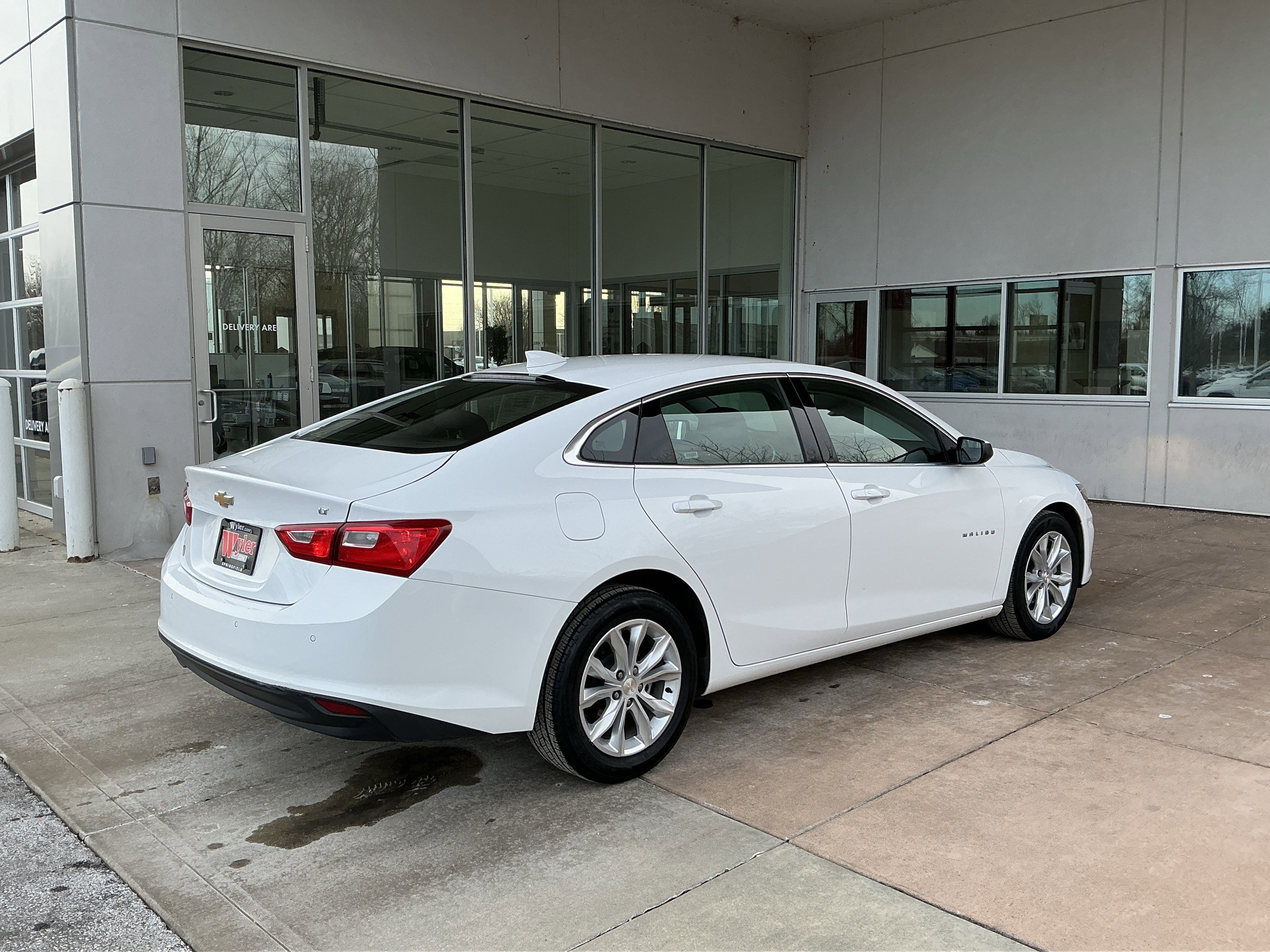 Used 2024 Chevrolet Malibu LT image 22
