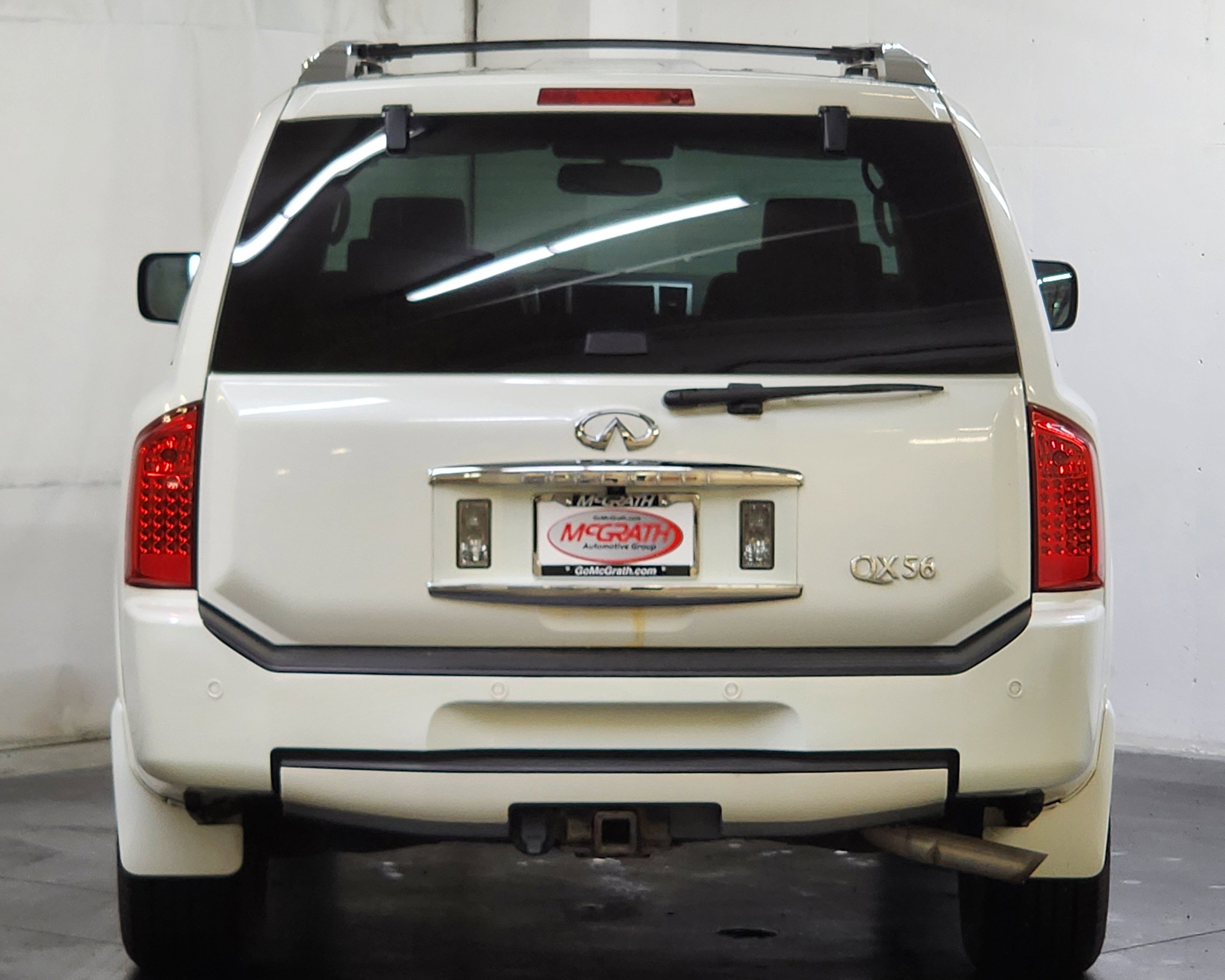 Used 2010 INFINITI QX56 4WD image 6
