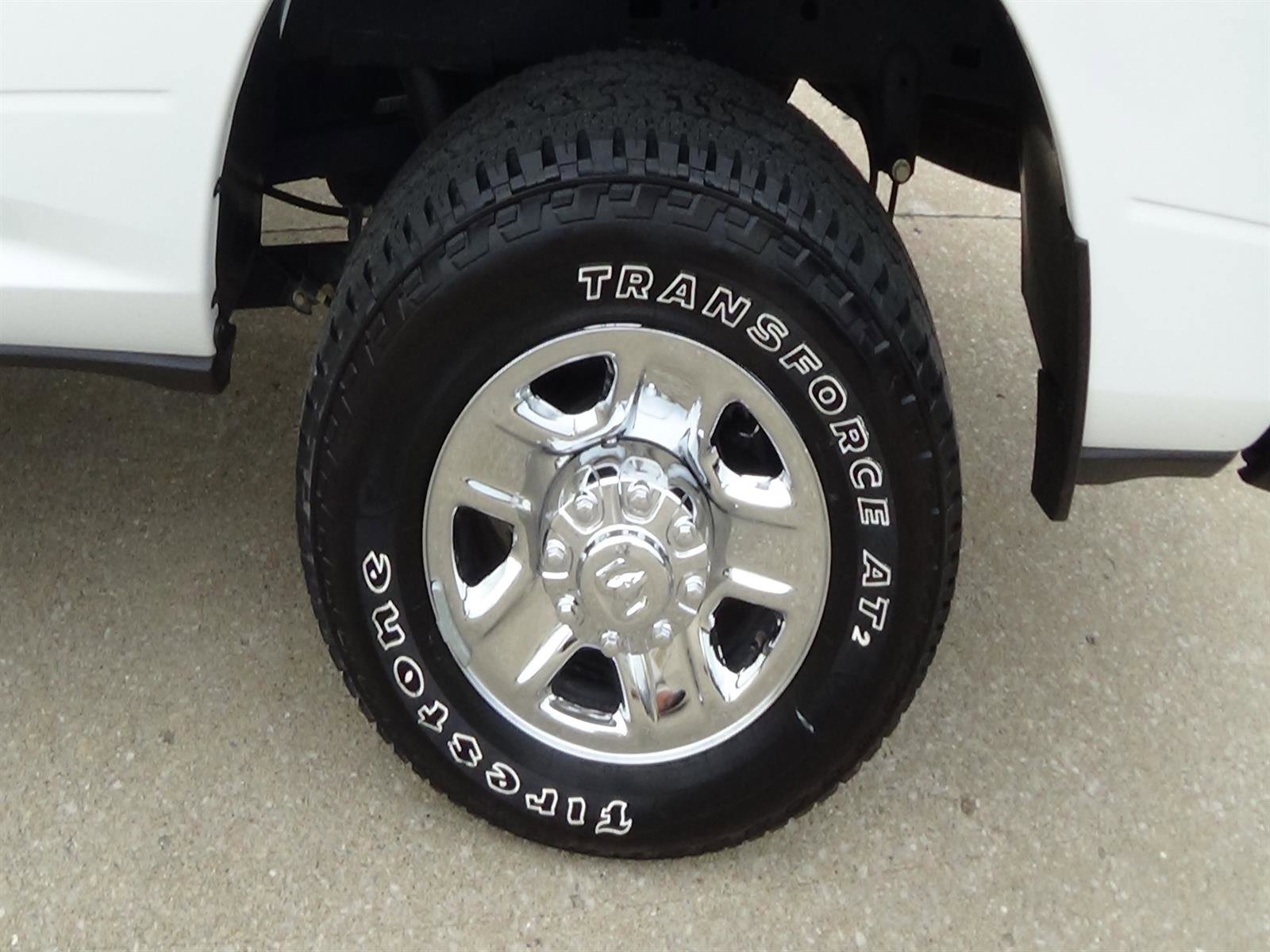 Certified 2024 RAM 2500 Tradesman w/ Chrome Appearance Group image 10