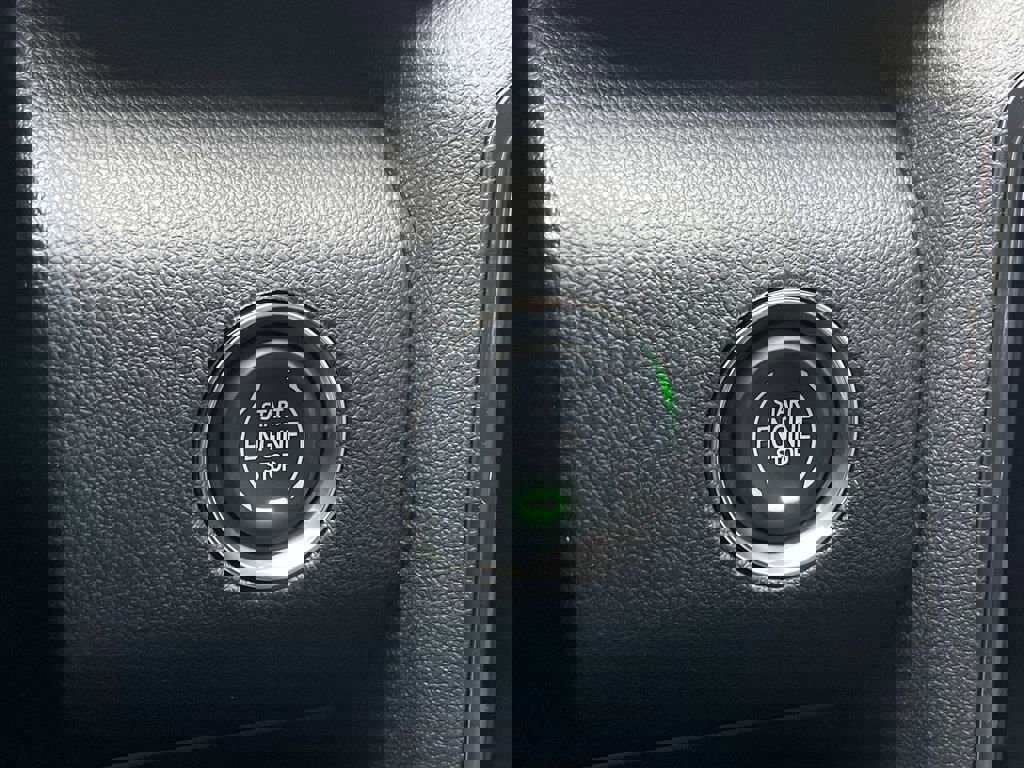 New 2026 GMC Acadia AT4 w/ Super Cruise Package image 17