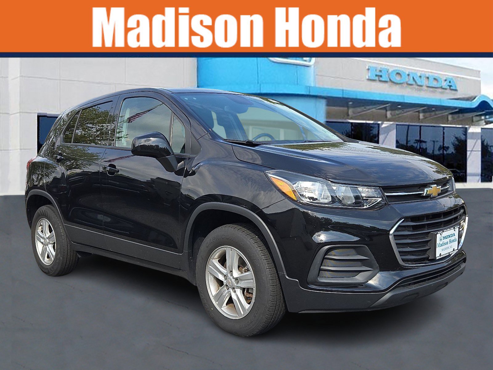 Used 2022 Chevrolet Trax LS w/ Tint and Cruise Package