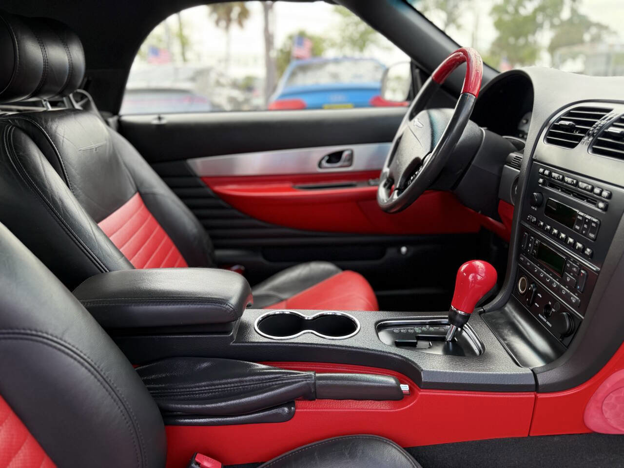 Used 2002 Ford Thunderbird Deluxe image 18