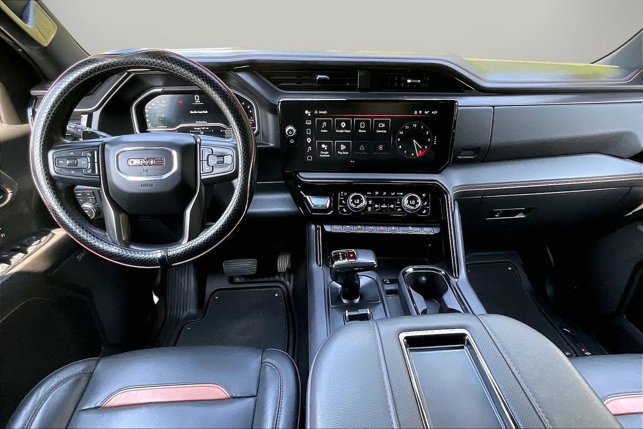 Used 2022 GMC Sierra 1500 AT4 AWD/4WD image 16