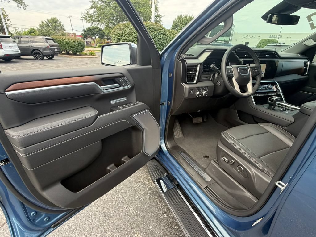 Certified 2025 GMC Sierra 1500 Denali AWD/4WD image 25