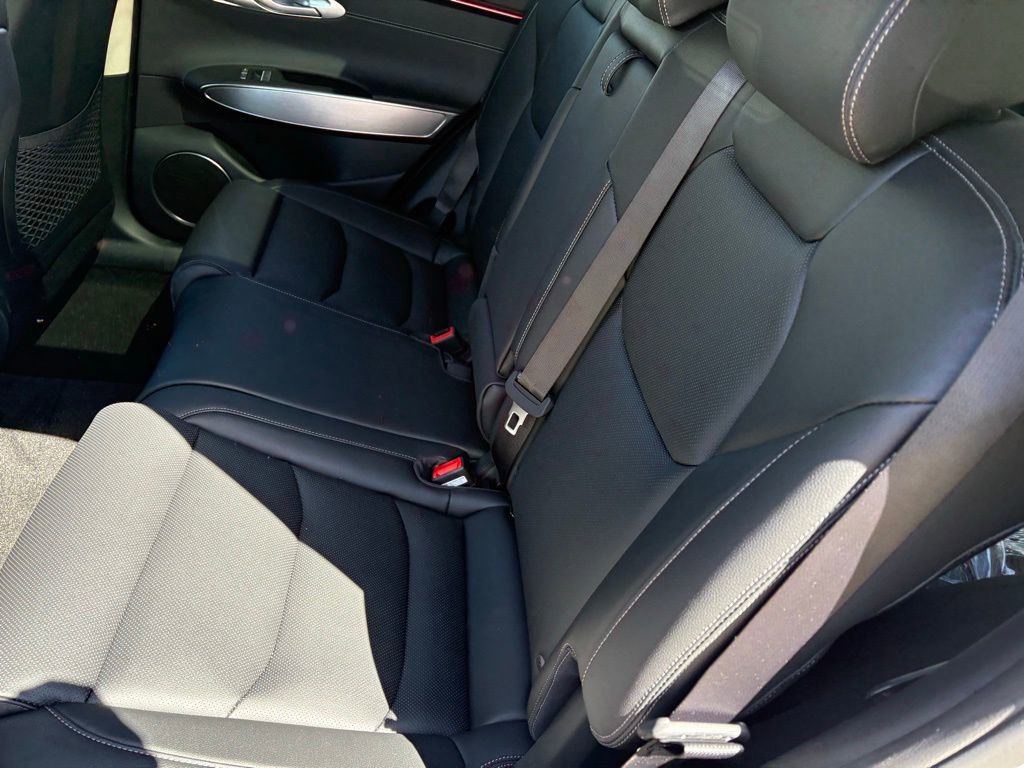 New 2026 Genesis GV70 2.5T Select image 10