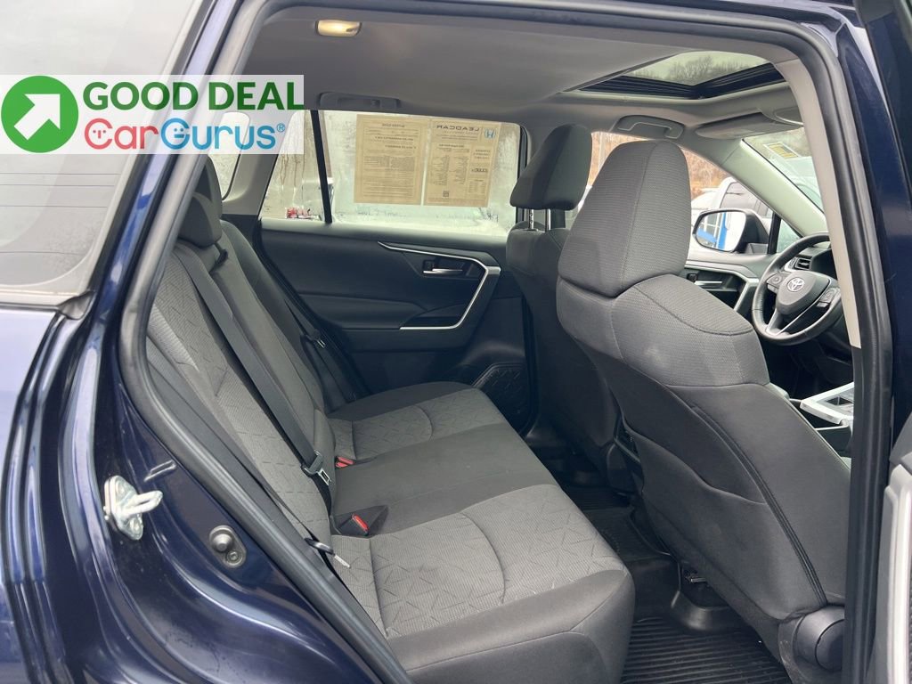 Used 2022 Toyota RAV4 XLE w/ Convenience Package image 26
