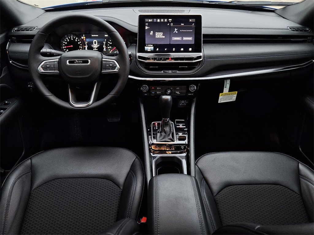 New 2026 Jeep Compass Latitude image 10