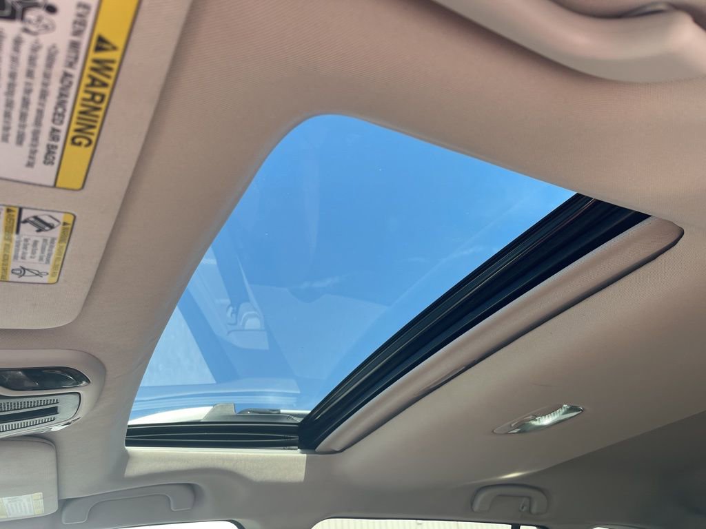 Used 2021 Subaru Outback Touring w/ Popular Package #2 image 20