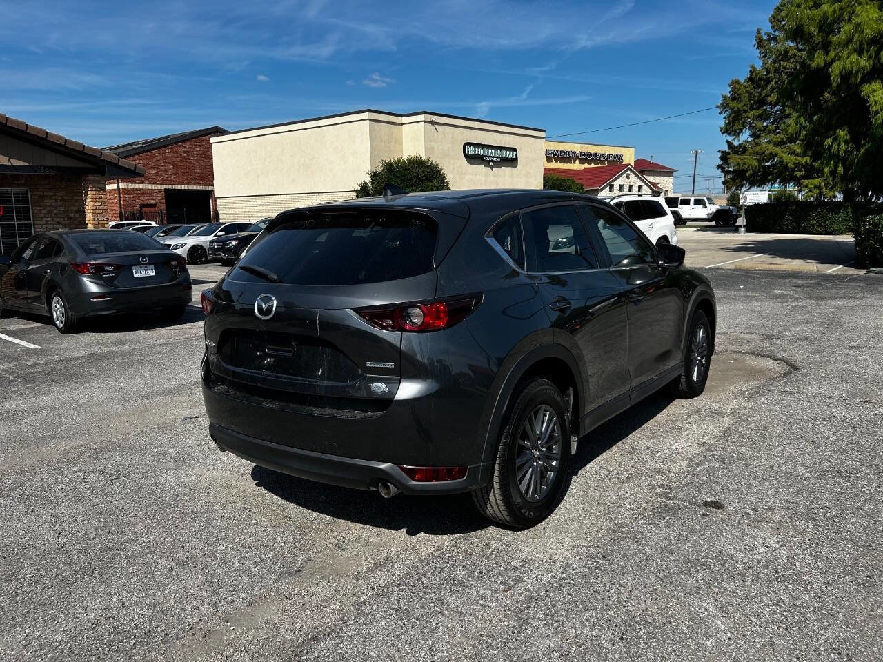 Used 2020 MAZDA CX-5 Touring image 5