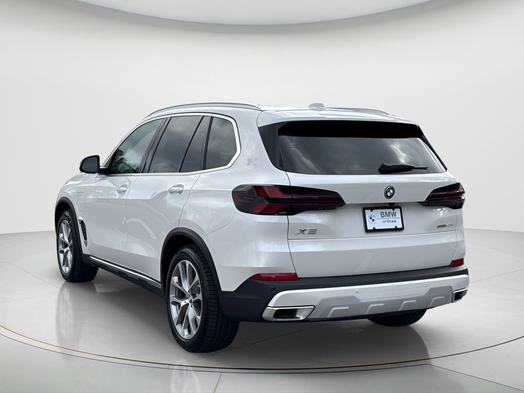 New 2026 BMW X5 xDrive50e w/ Premium Package image 11