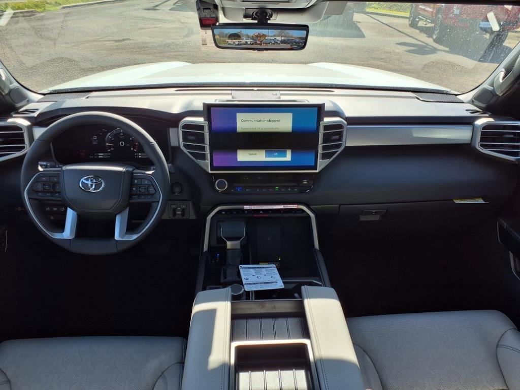 New 2025 Toyota Tundra Limited image 11